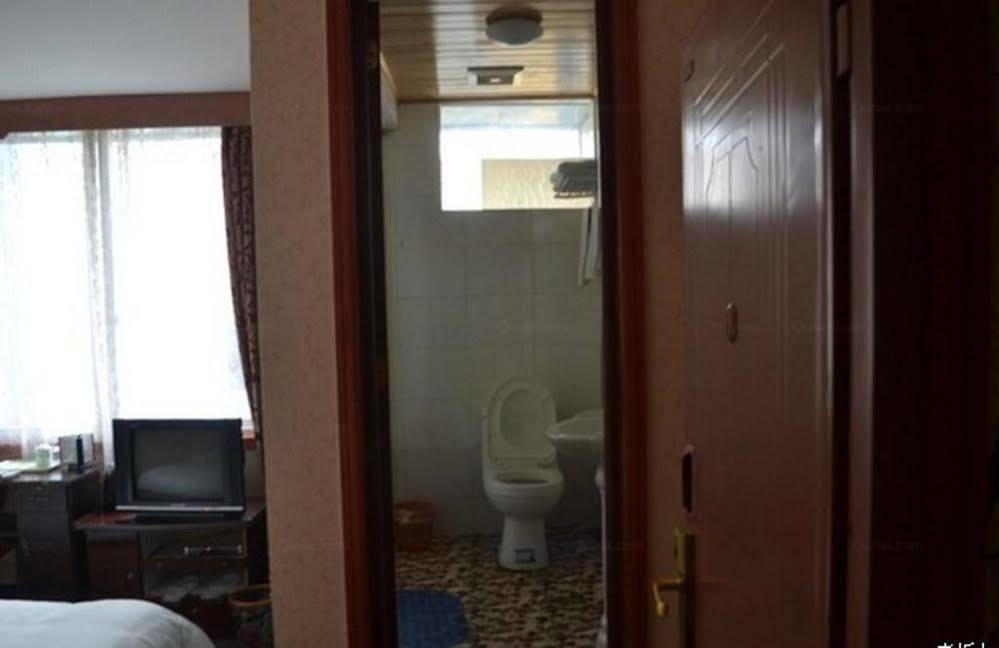 Zhengfu Caotang Decent Inn เฉิงตู ภายนอก รูปภาพ